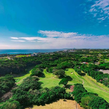 Motobu Green Park And Golf Course Exterior foto